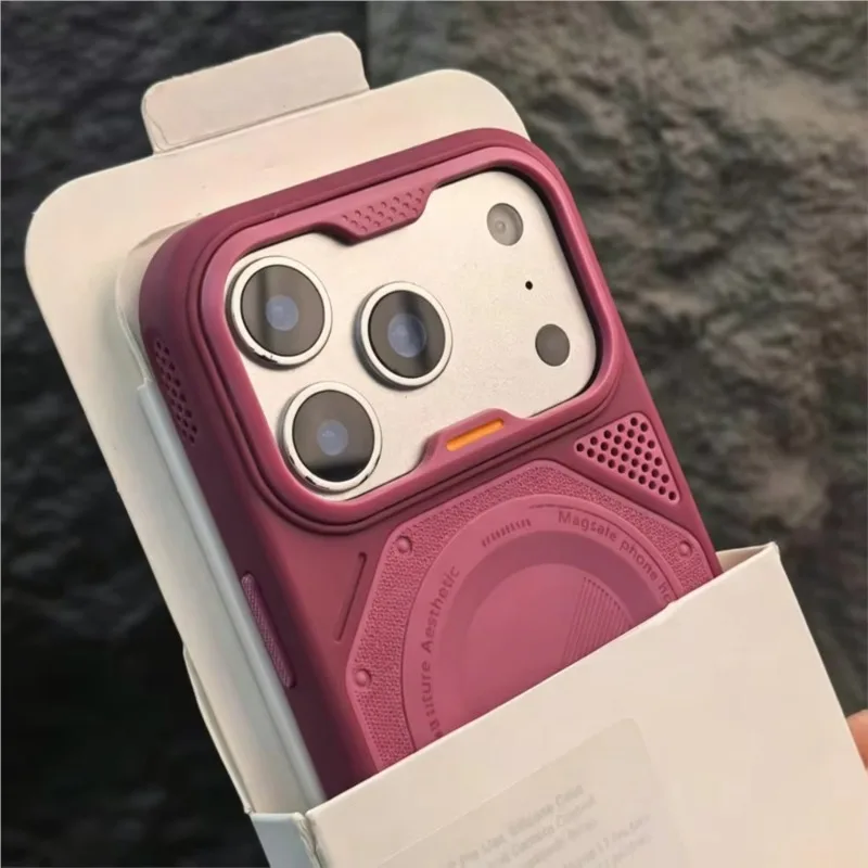 Area Rug - iPhone 18 Pro、17、16、15、14、13 Pro Max対応、マグセーフ磁石内蔵、高級感のあるハイブリッドバンパーアーマー、マット仕上げ、耐衝撃性に優れた背面カバー。